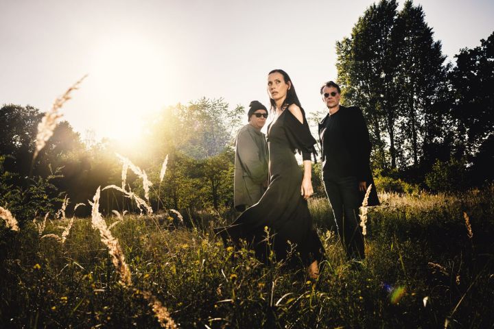 Bell Book & Candle: 30 Jahre Club Tour Exclusive